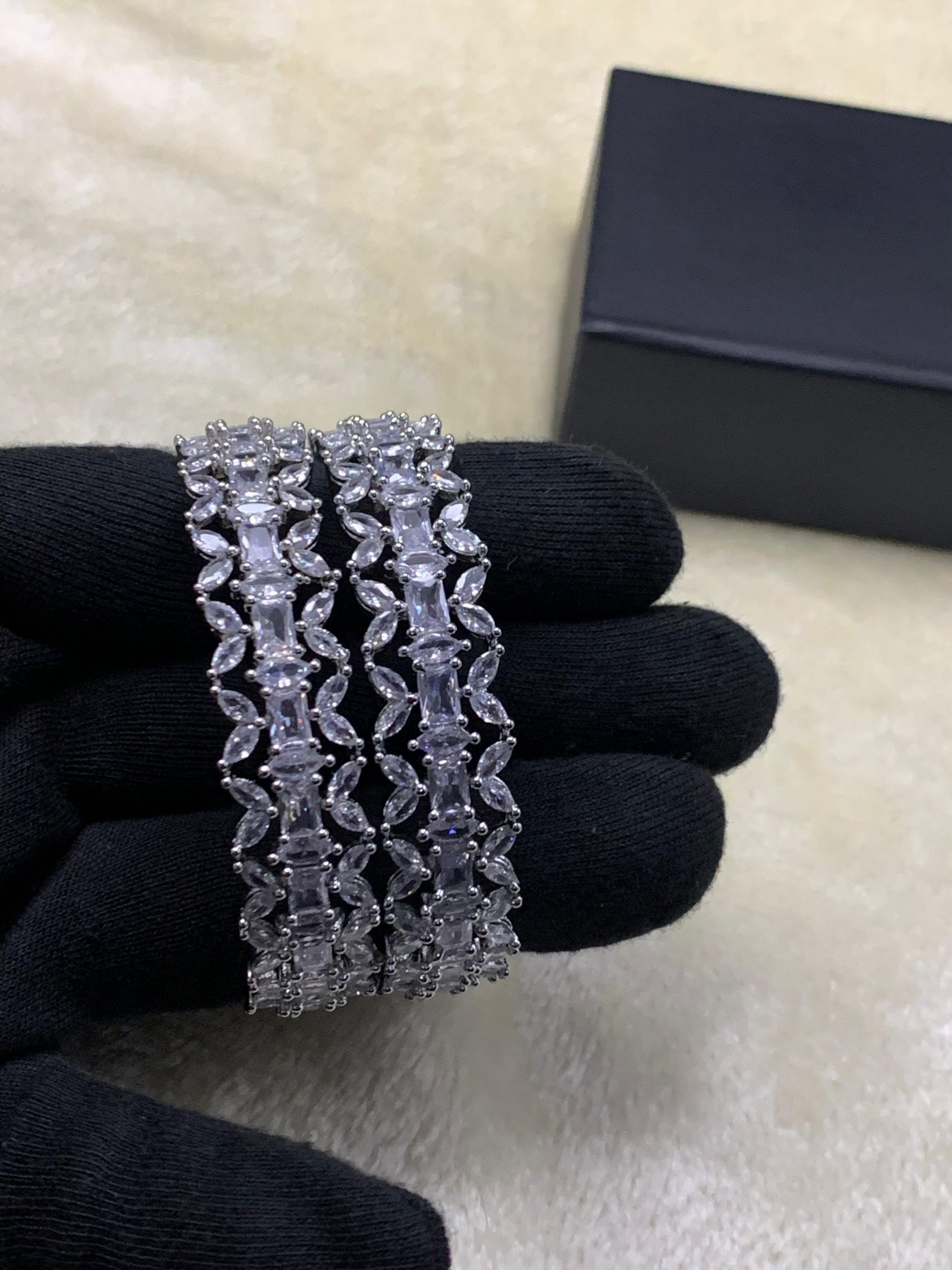 stainless steel openable kara bracelet stainless steel openable kara bracelet