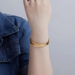 stainless steel handcuff bracelet | zenoor collection