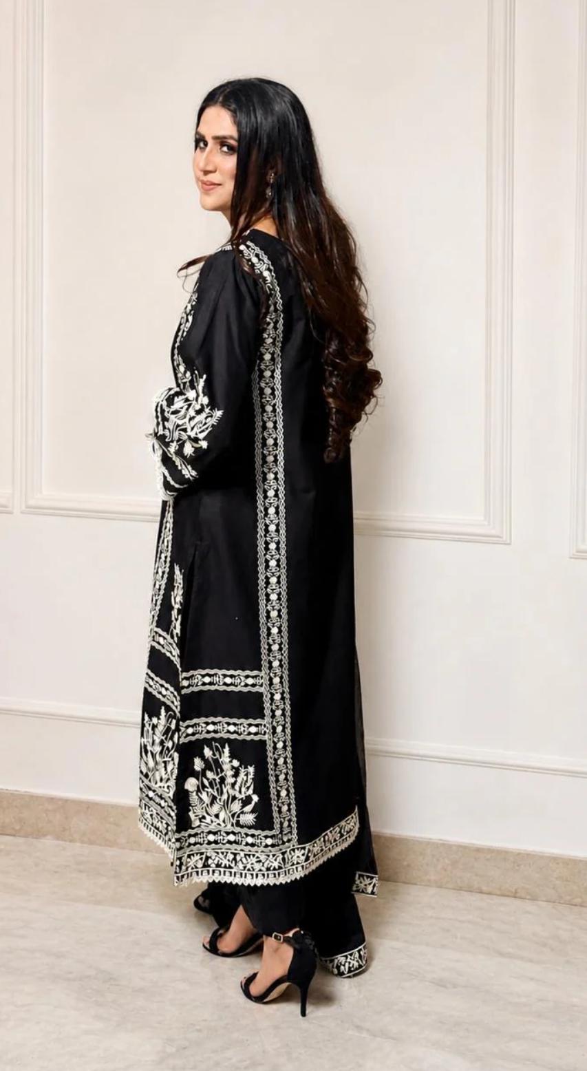 jugni black embroidered lawn cotton 3 piece sui jugni black embroidered lawn cotton 3 piece sui