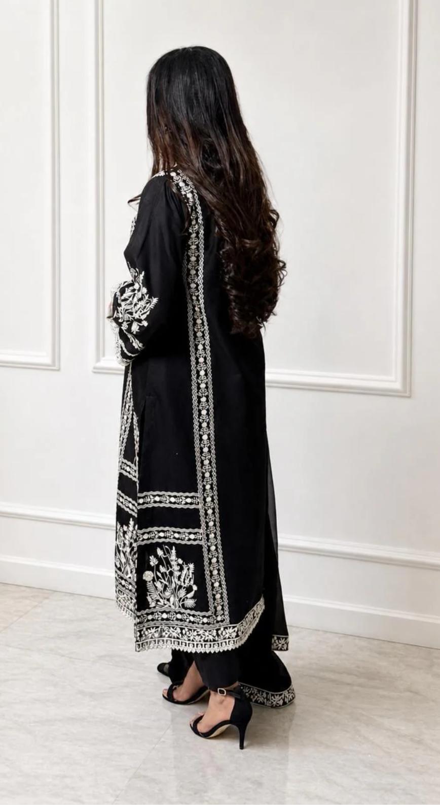 jugni black embroidered lawn cotton 3 piece sui jugni black embroidered lawn cotton 3 piece sui
